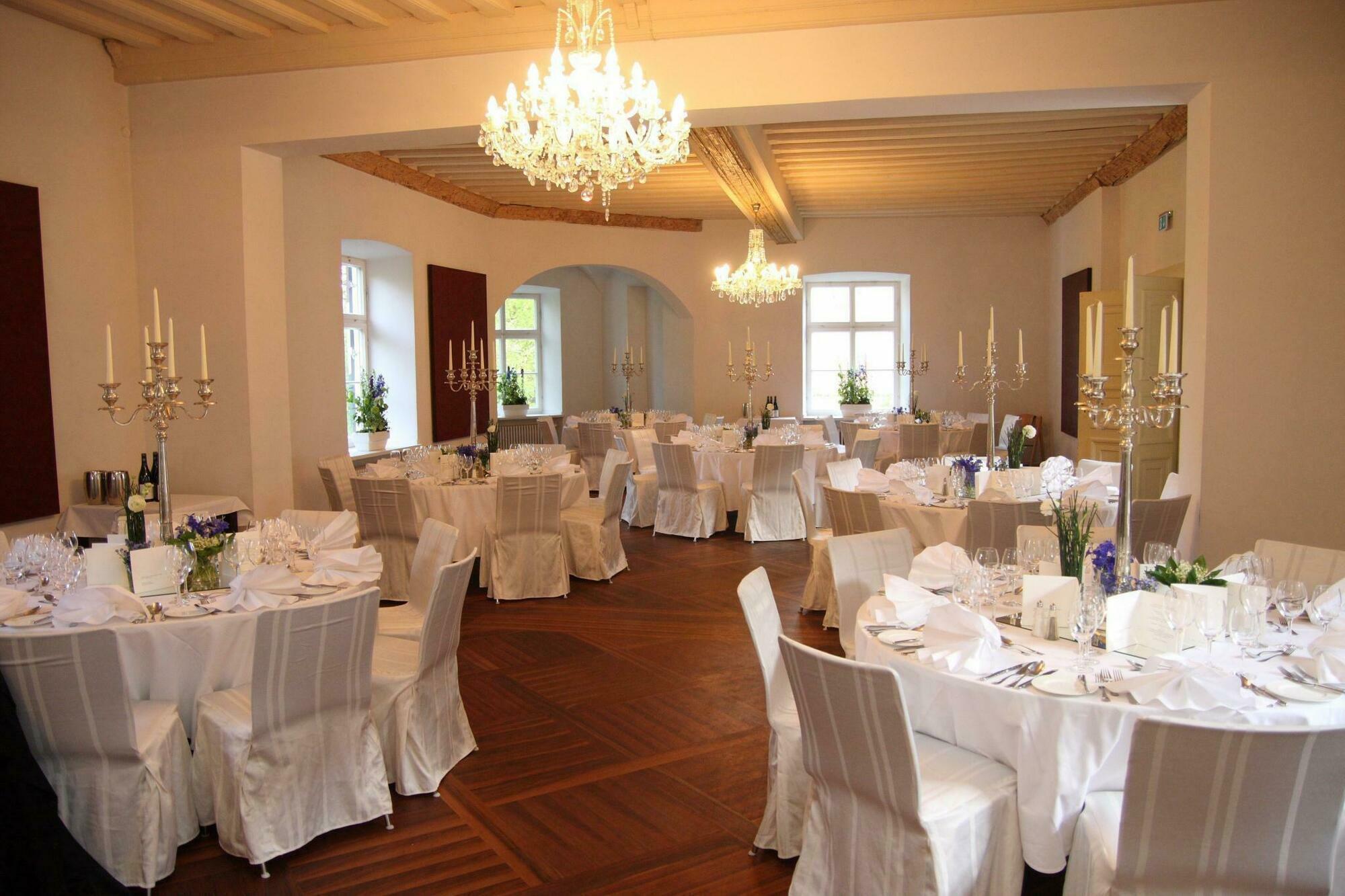 Schlossparkhotel Mariakirchen Arnstorf Esterno foto